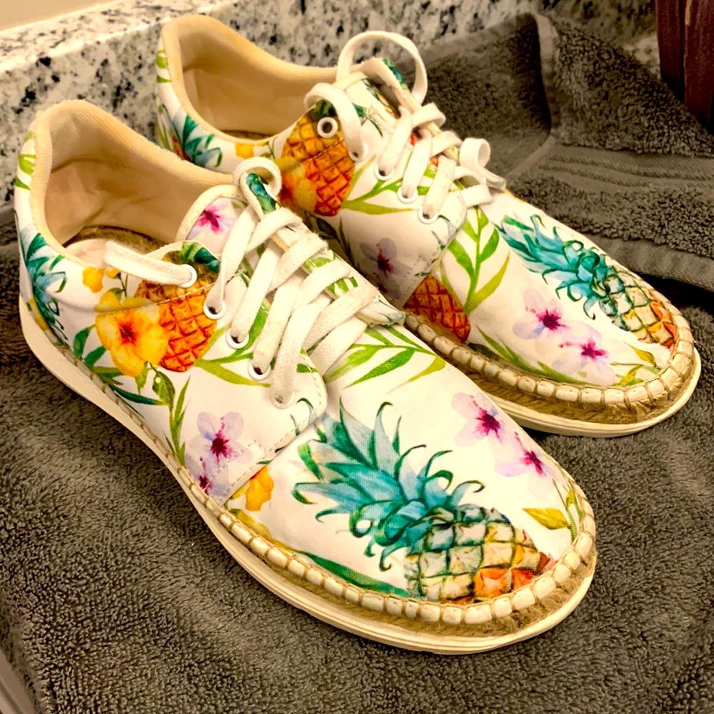 Free people tennis shoes floral